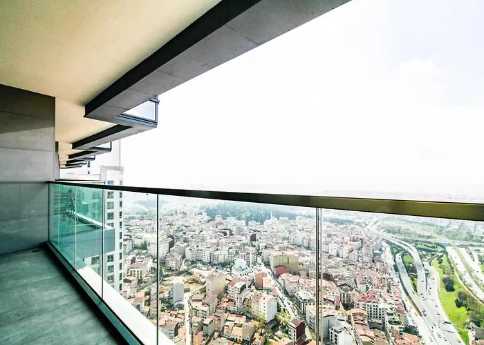 Chic And Scenic Studio Flat In Sisli