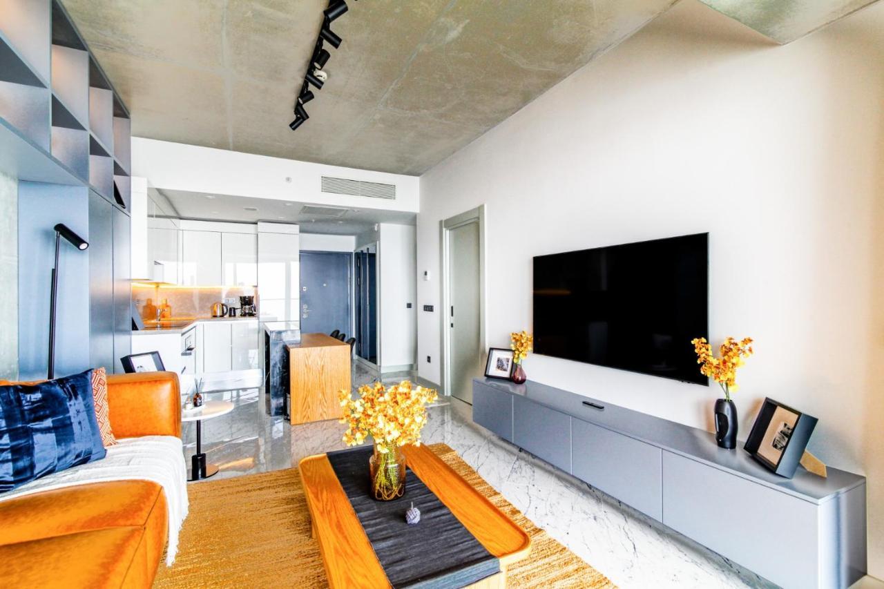 Chic And Scenic Studio Flat In Sisli Daire
